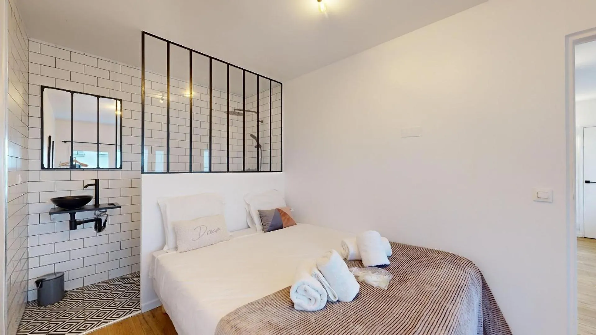 Bluestay 69 - Charmant Appartement A Paříž 0*,  Francie